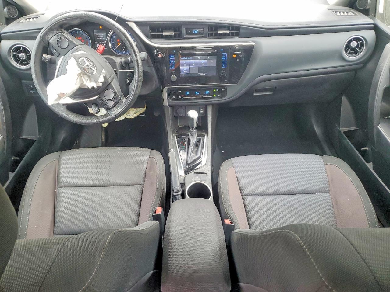TOYOTA COROLLA 2017 — 9