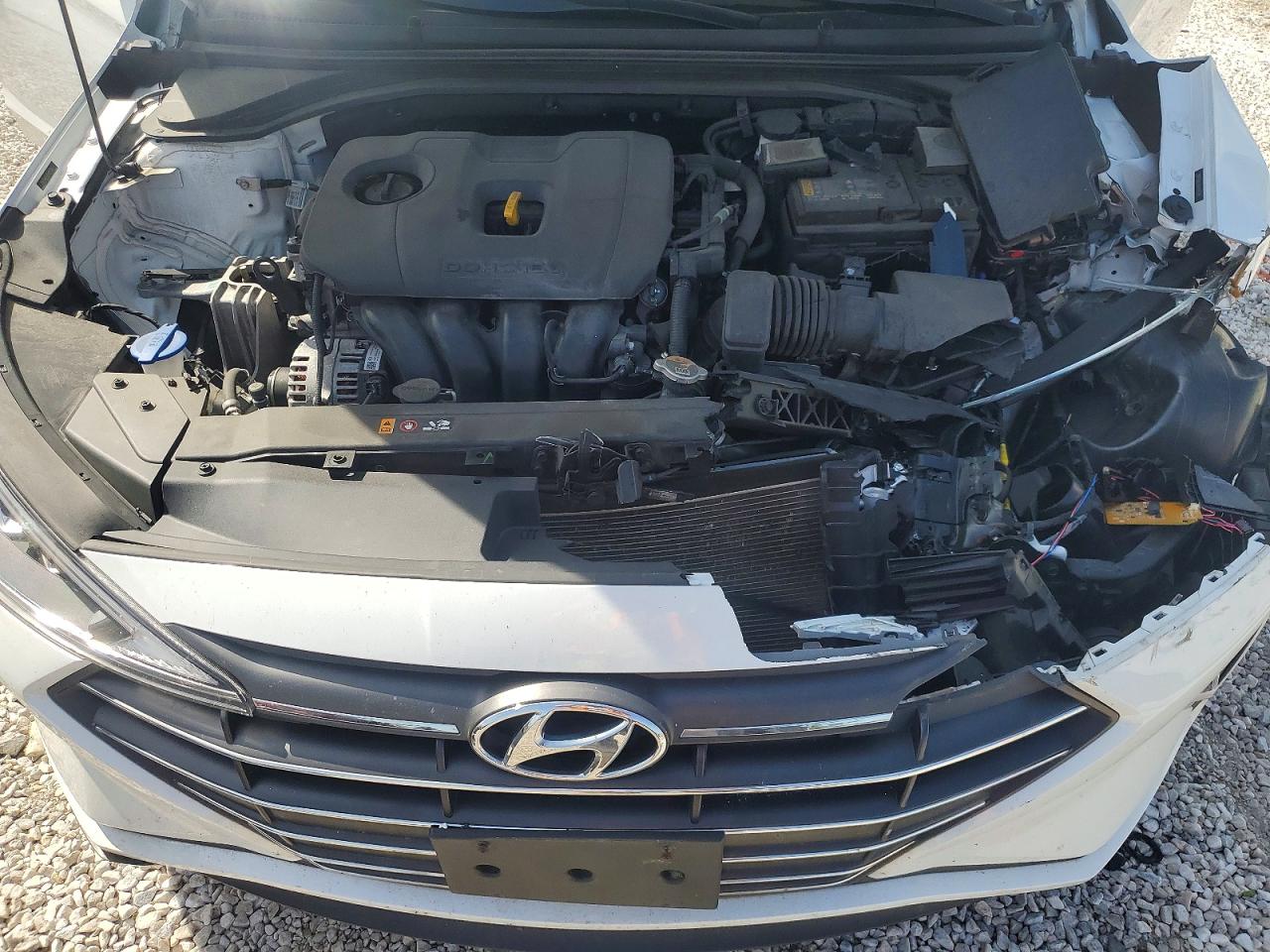 HYUNDAI ELANTRA 2020 — 12