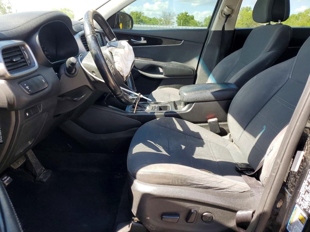 KIA SORENTO 2016 — 8