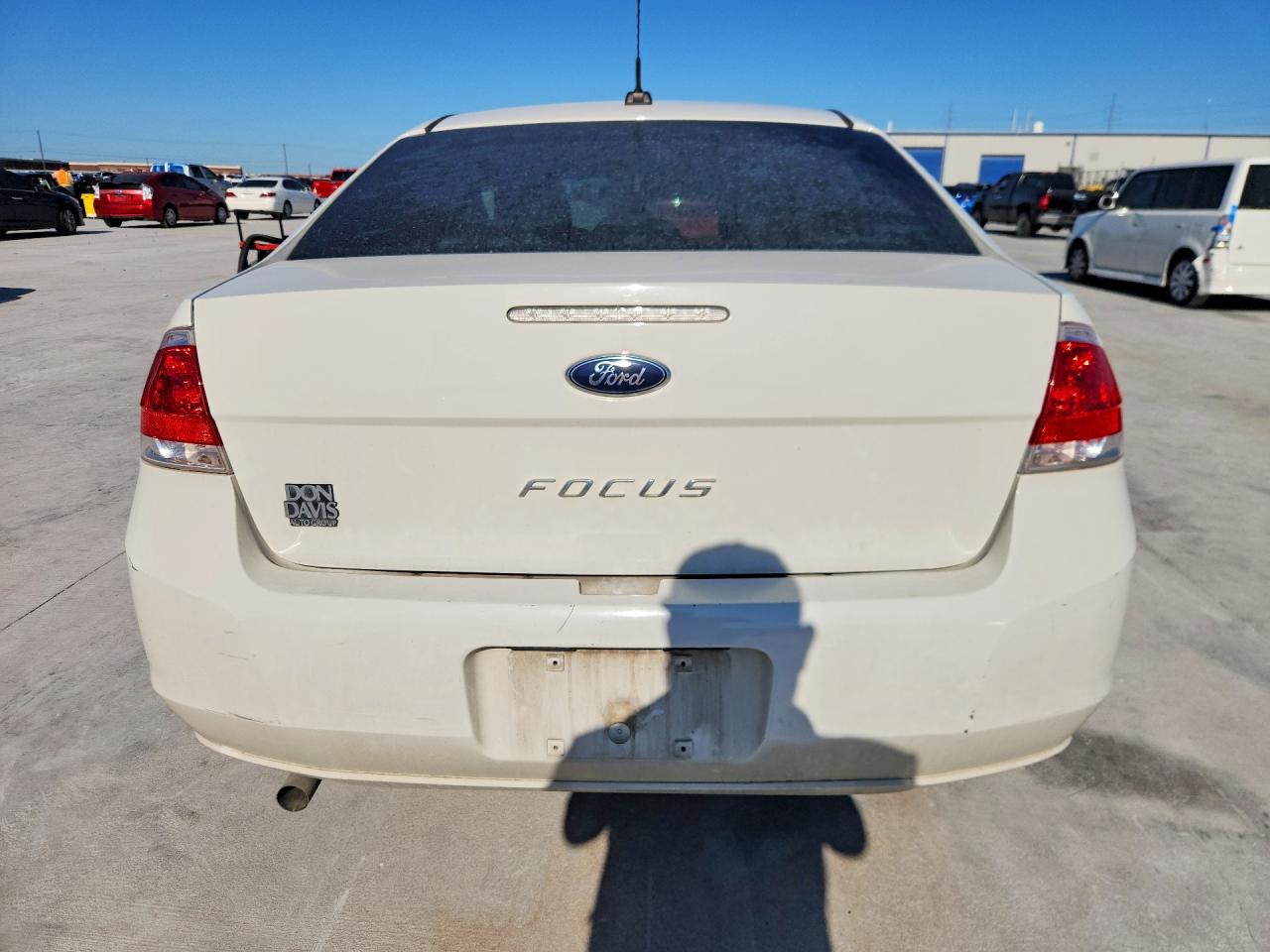 FORD FOCUS 2010 — 7