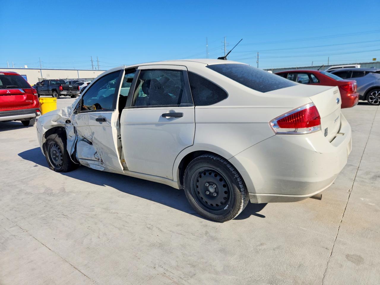 FORD FOCUS 2010 — 3