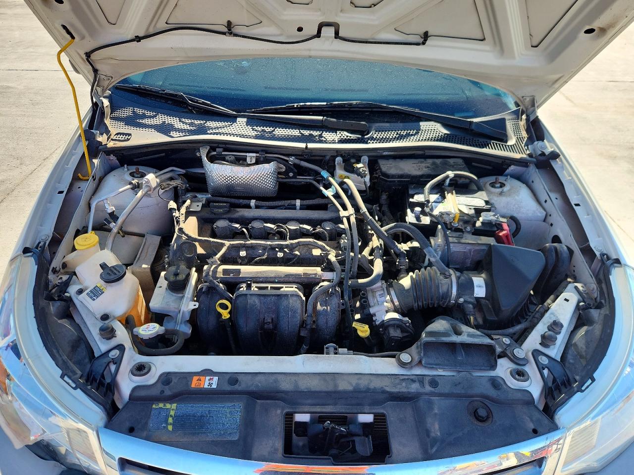 FORD FOCUS 2010 — 12
