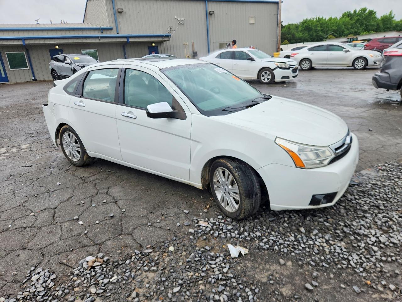 FORD FOCUS 2010 — 5