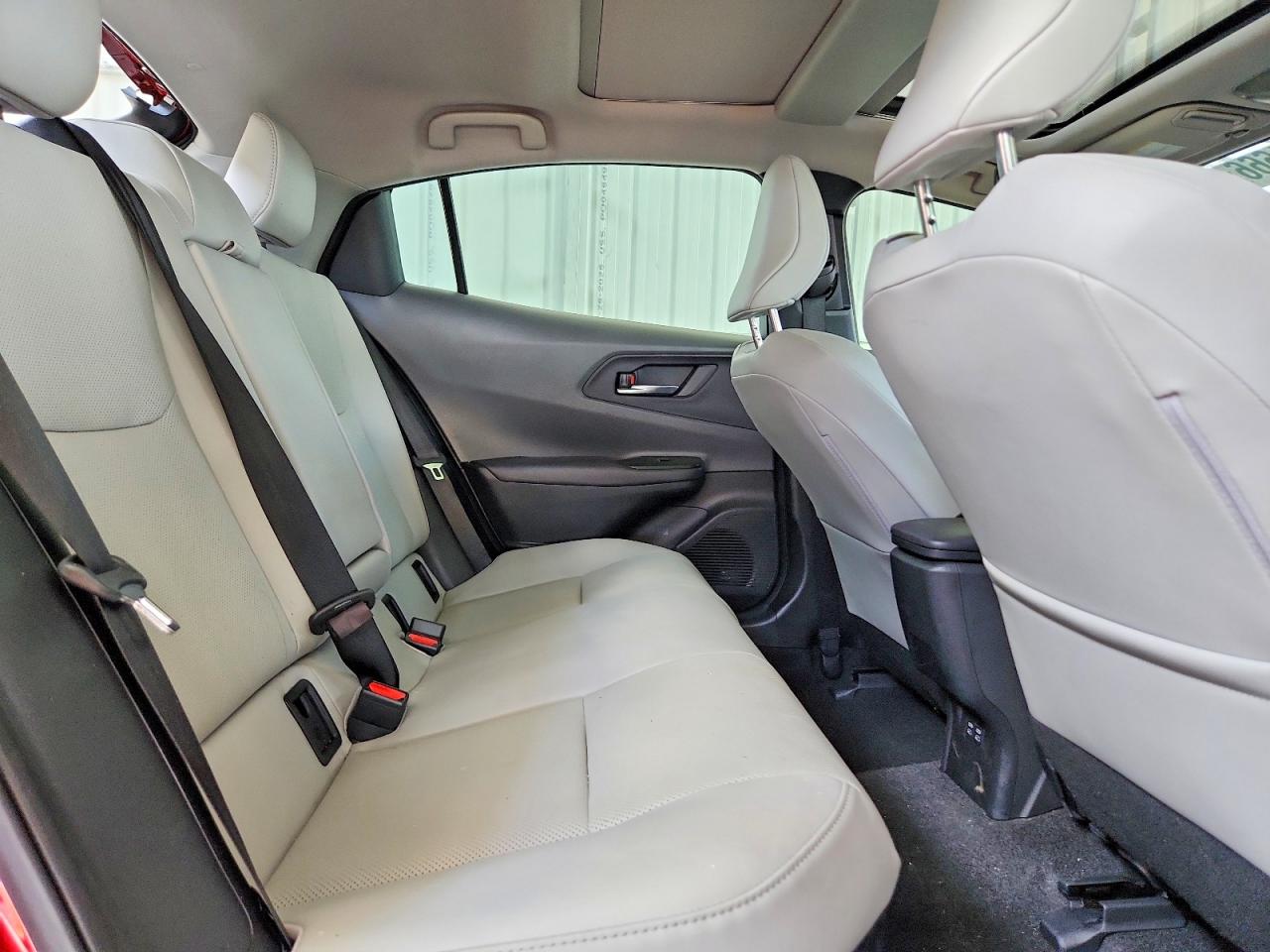 TOYOTA PRIUS 2024 — 11