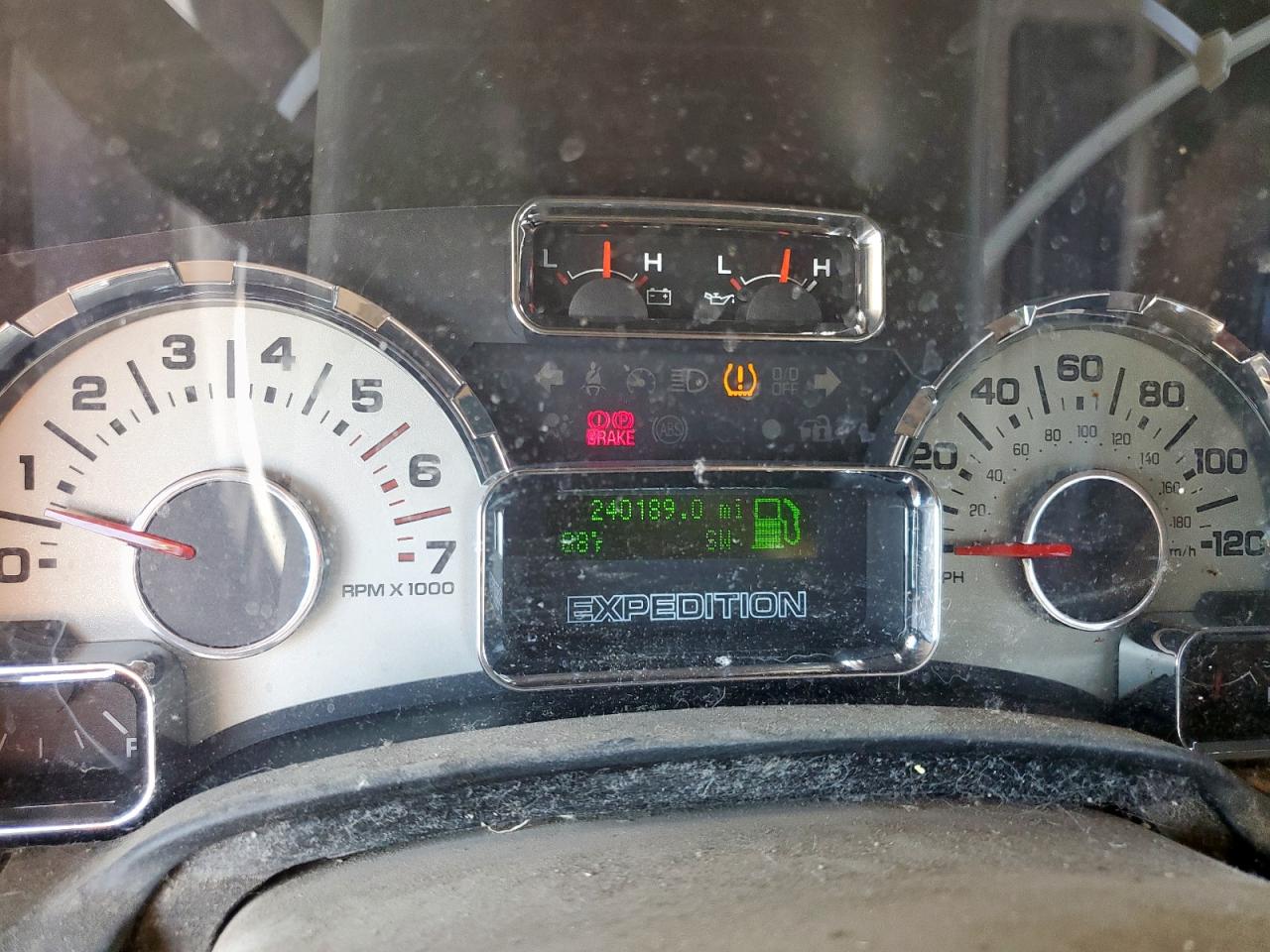 FORD EXPEDITION 2008 — 10