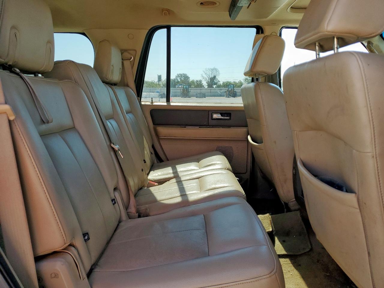 FORD EXPEDITION 2008 — 12