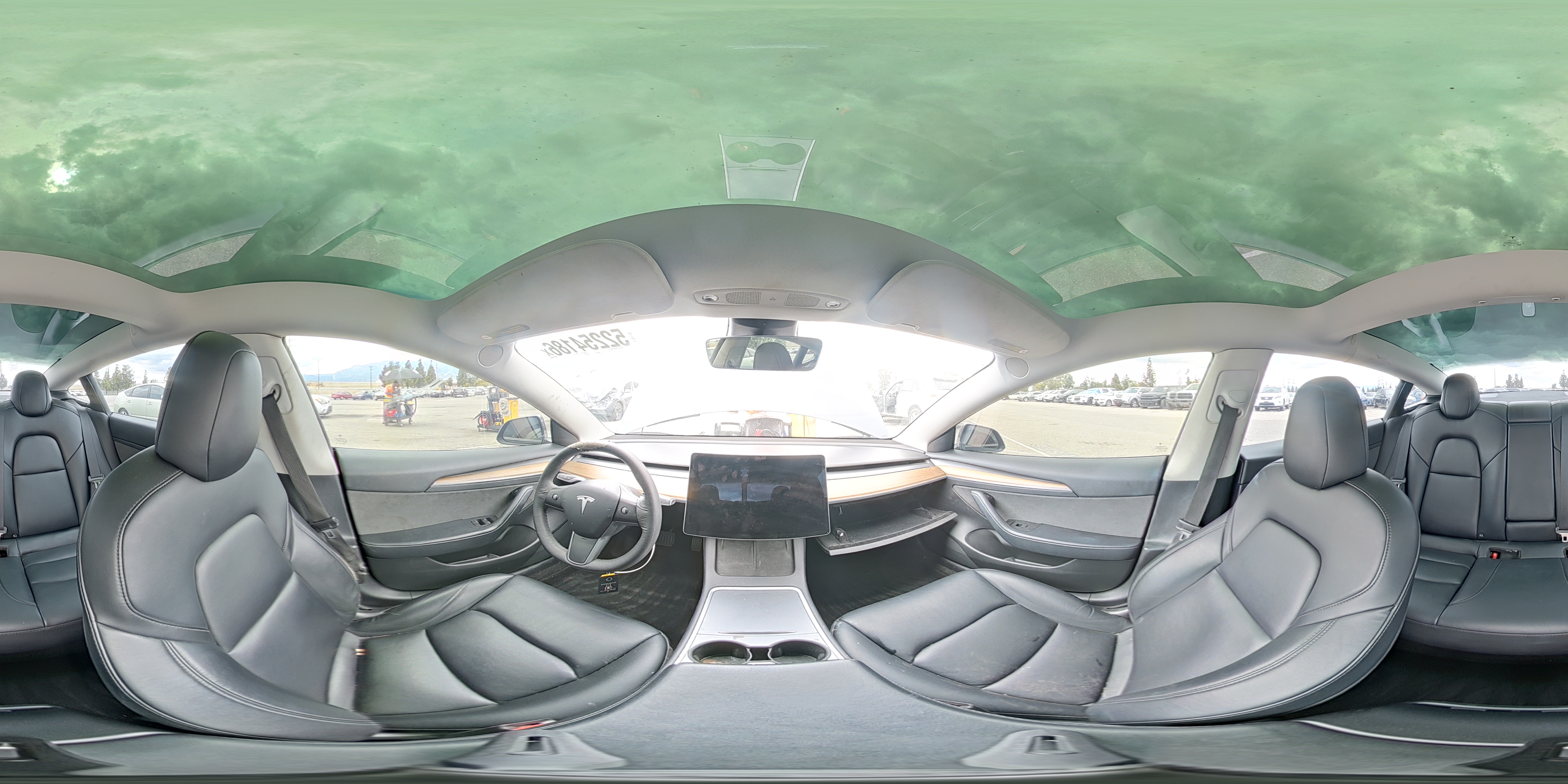 TESLA MODEL 3 2022 — 14