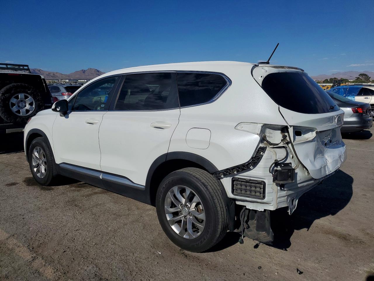 HYUNDAI SANTA FE 2019 — 3