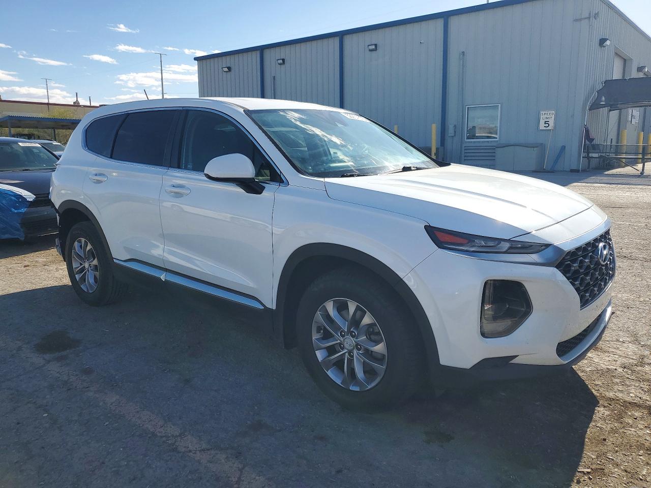 HYUNDAI SANTA FE 2019 — 5