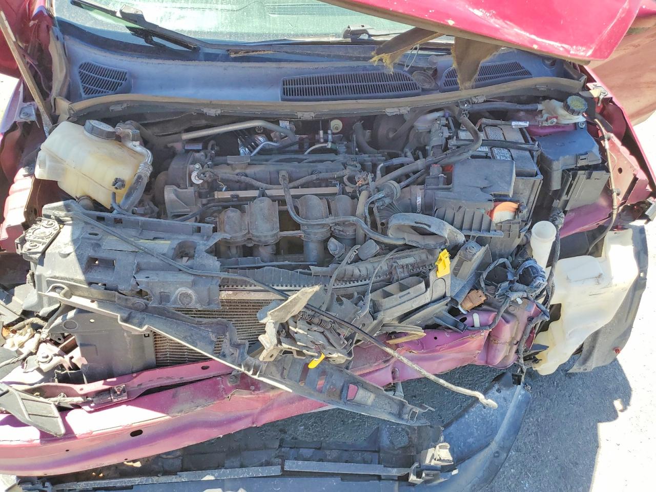 FORD FIESTA 2011 — 12