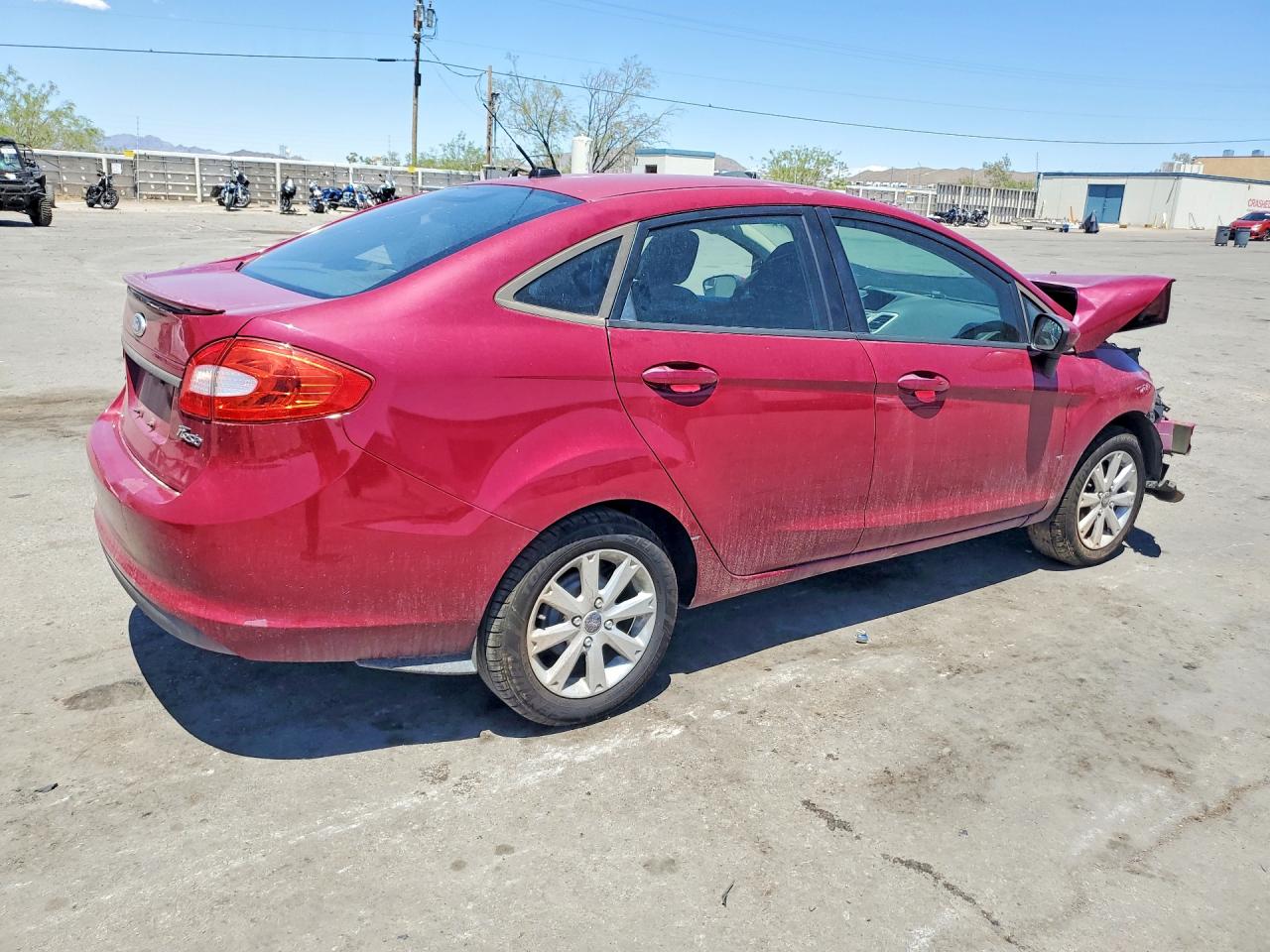 FORD FIESTA 2011 — 4