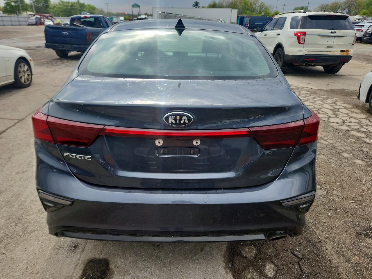 KIA FORTE 2020 — 7
