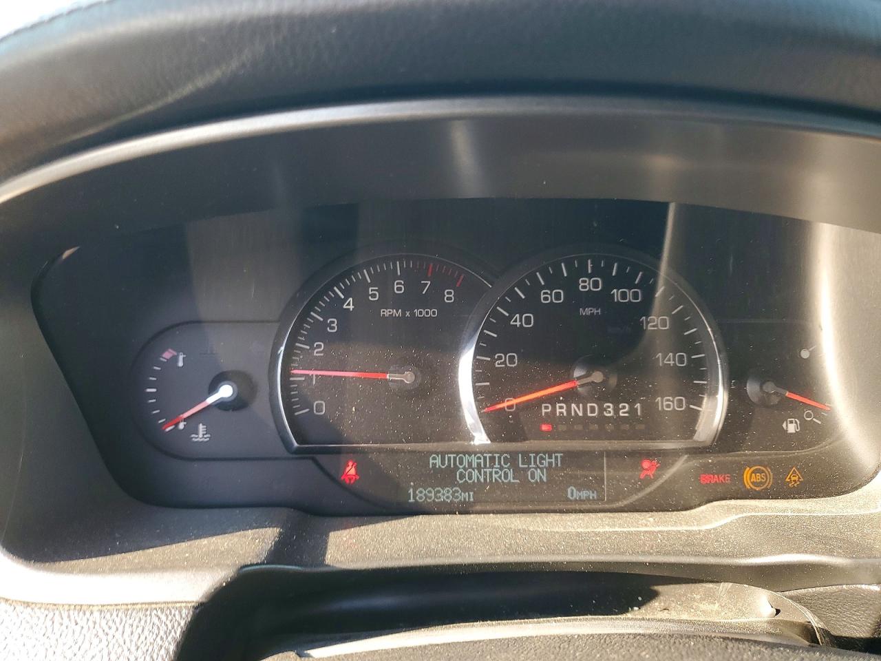 CADILLAC DTS 2011 — 10