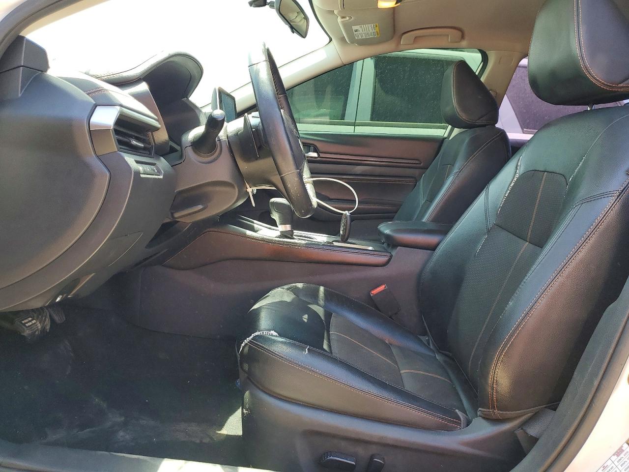 NISSAN ALTIMA 2019 — 8