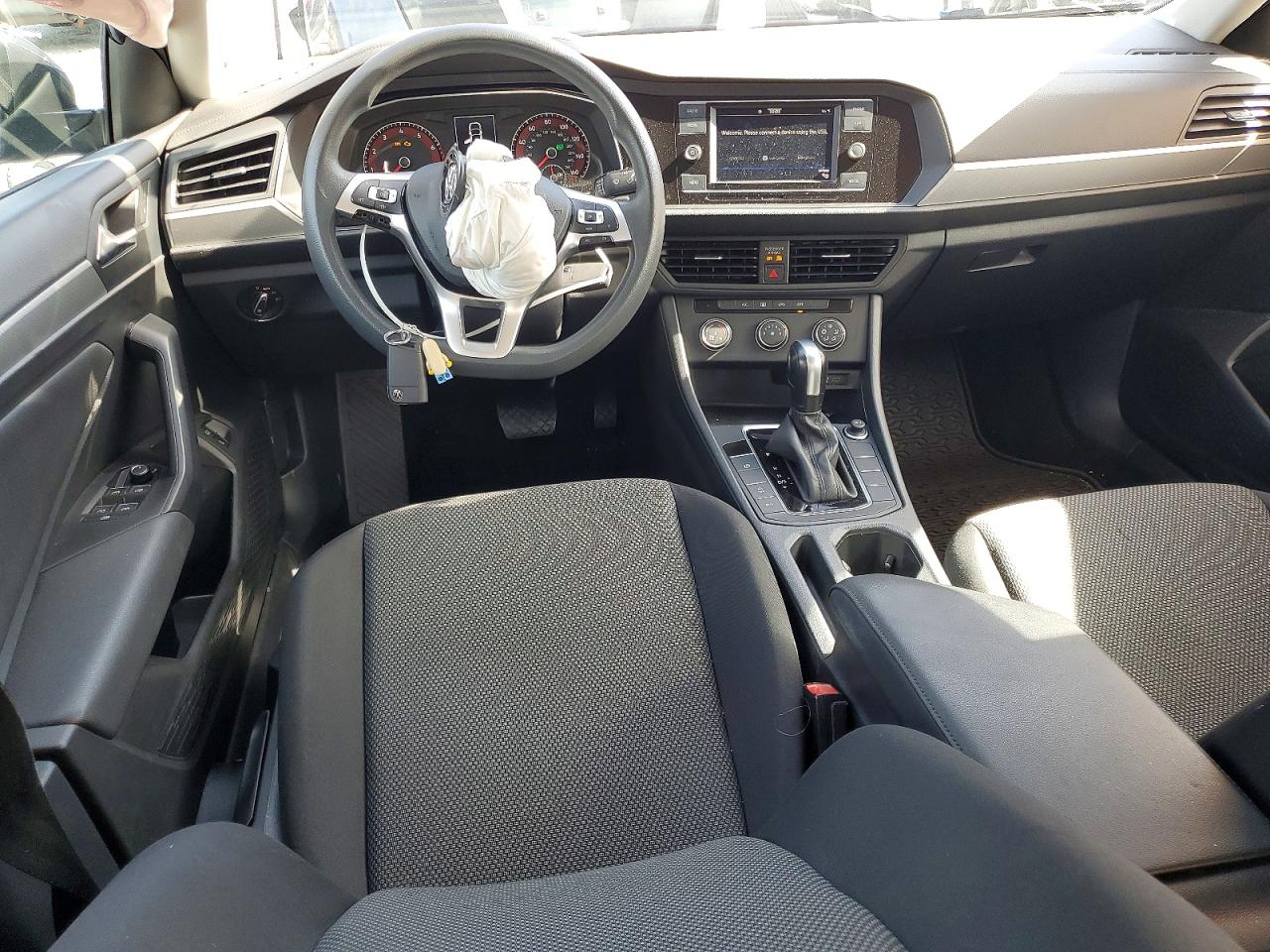 VOLKSWAGEN JETTA 2021 — 9