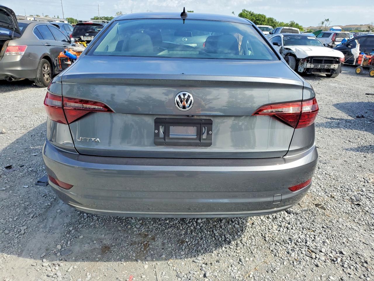 VOLKSWAGEN JETTA 2021 — 7