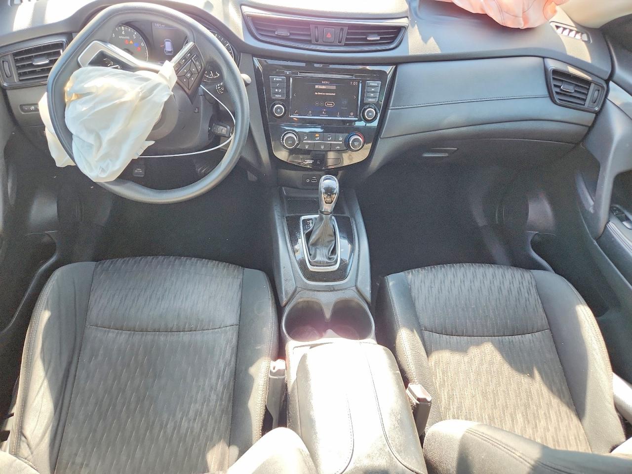 NISSAN ROGUE 2018 — 9