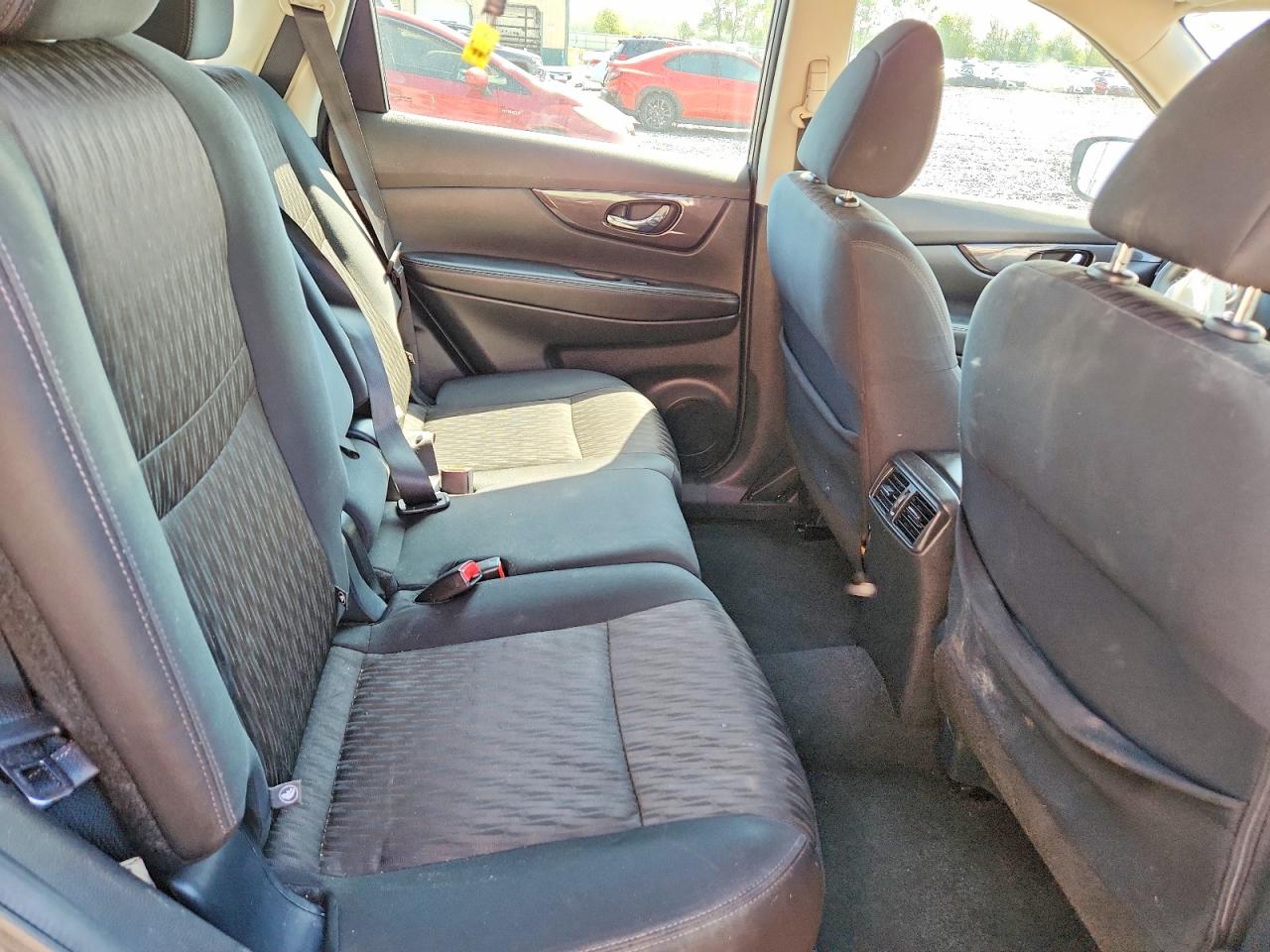 NISSAN ROGUE 2018 — 12