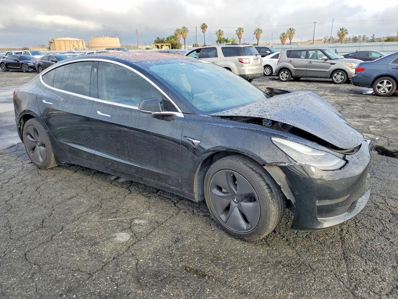 TESLA MODEL 3 2018 — 5