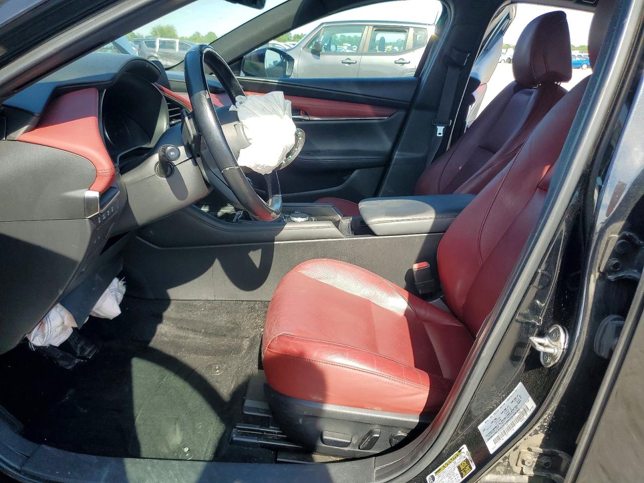 MAZDA 3 2021 — 8