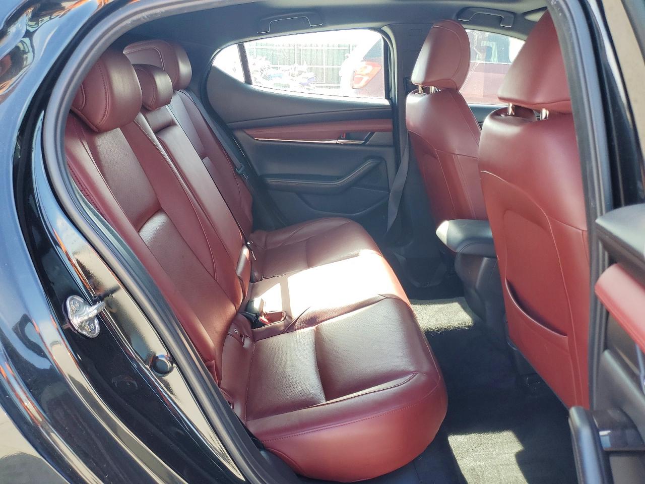 MAZDA 3 2021 — 12