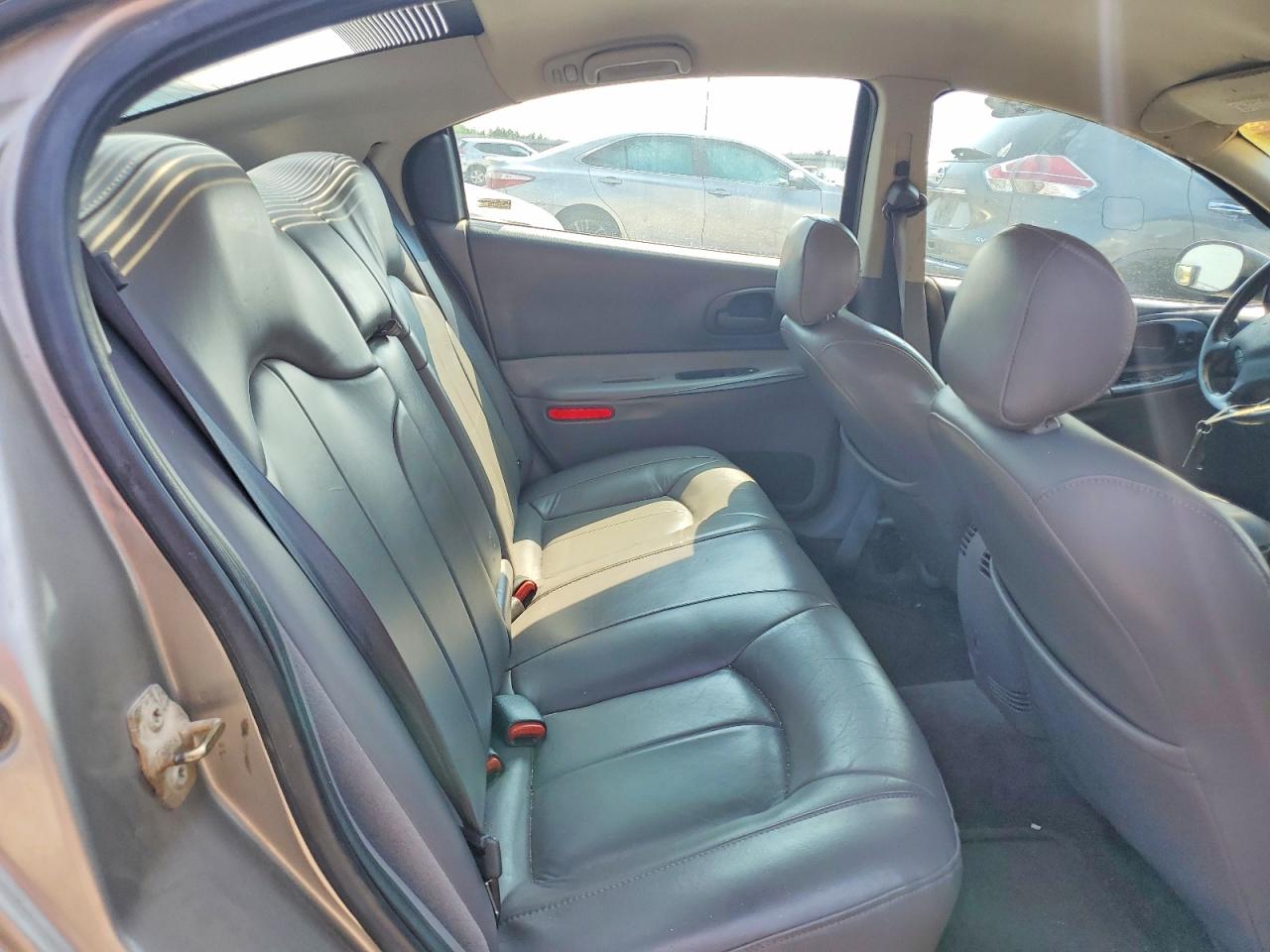 DODGE INTREPID 1999 — 11