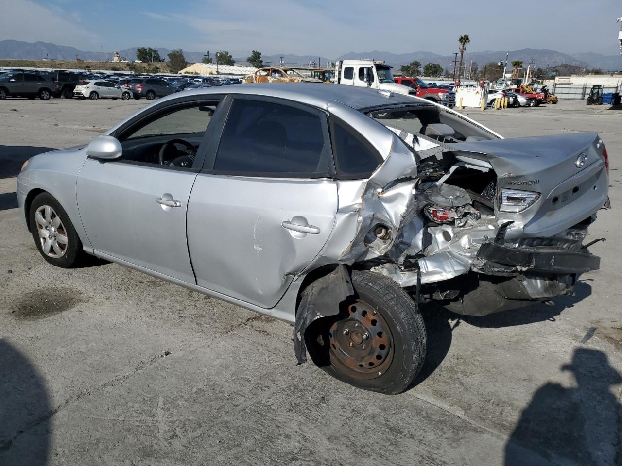HYUNDAI ELANTRA 2008 — 3