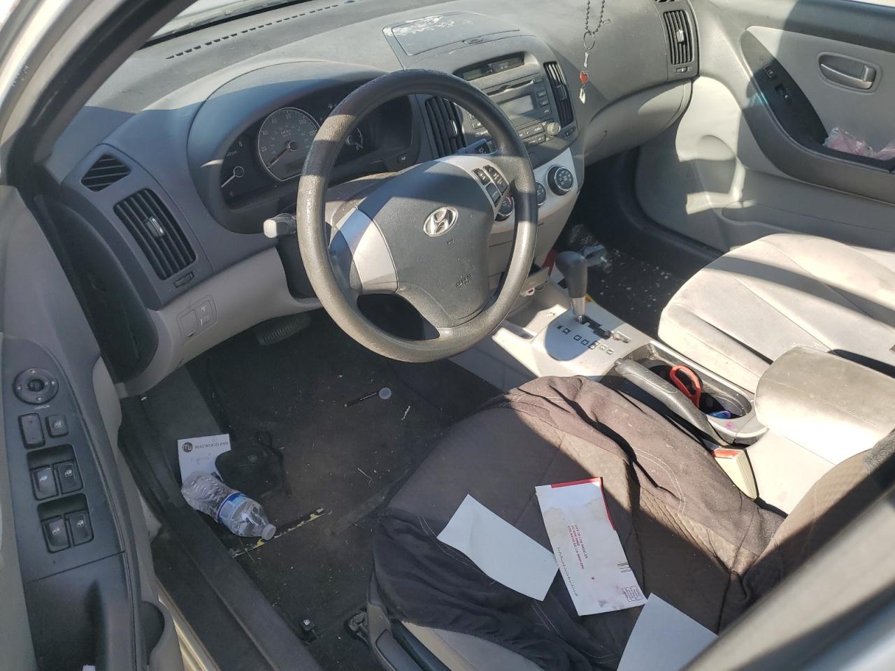 HYUNDAI ELANTRA 2008 — 9