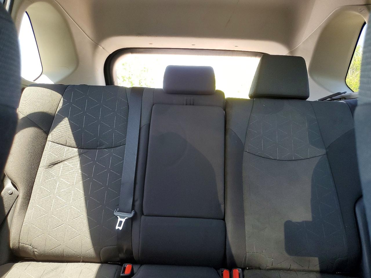 TOYOTA RAV4 2022 — 11