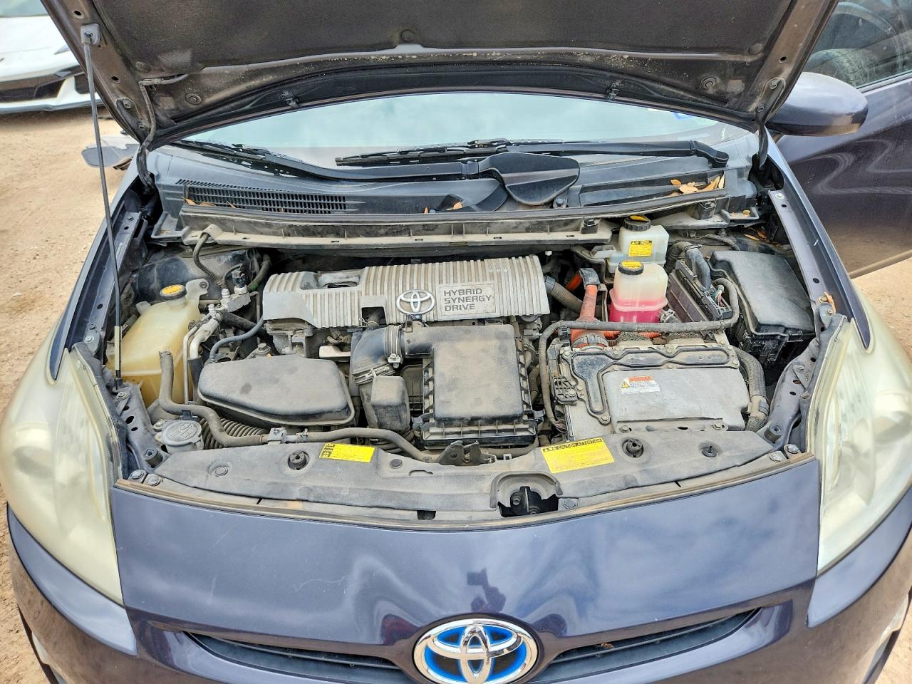 TOYOTA PRIUS 2010 — 12