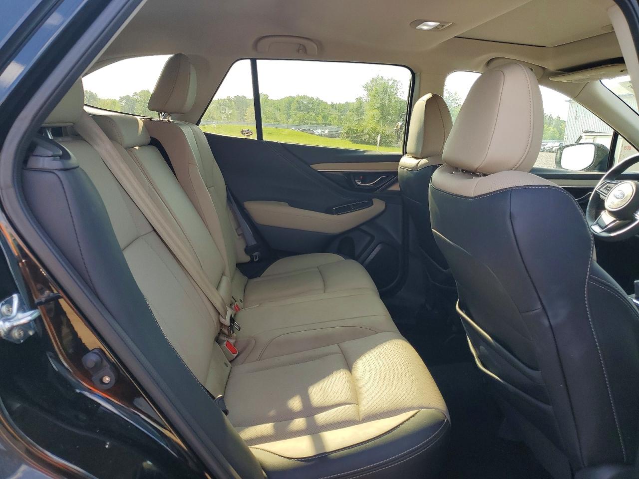 SUBARU OUTBACK 2025 — 12