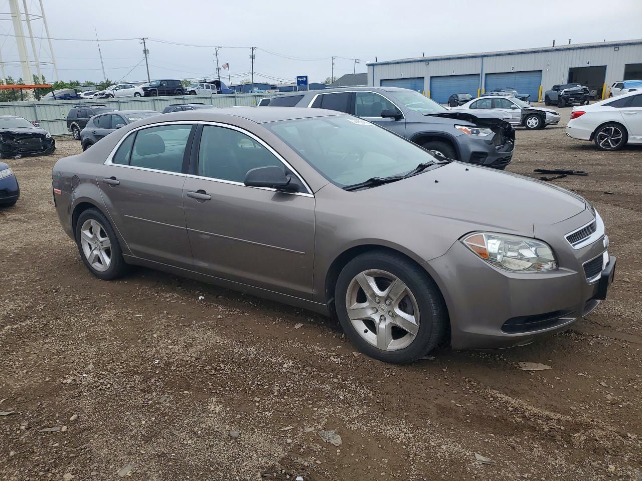 CHEVROLET MALIBU 2011 — 5