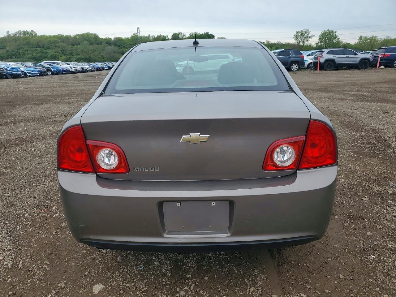 CHEVROLET MALIBU 2011 — 7