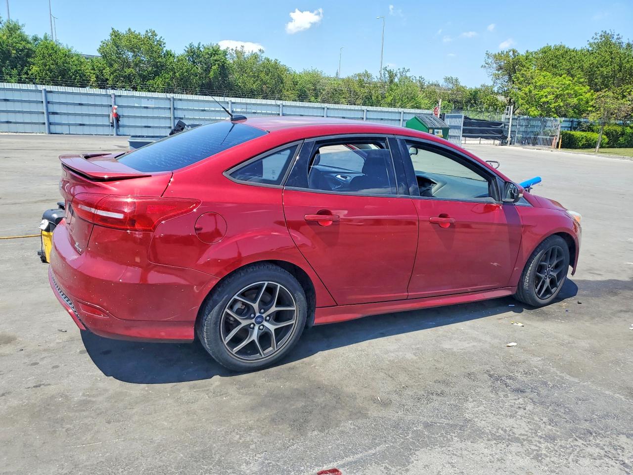 FORD FOCUS 2016 — 4