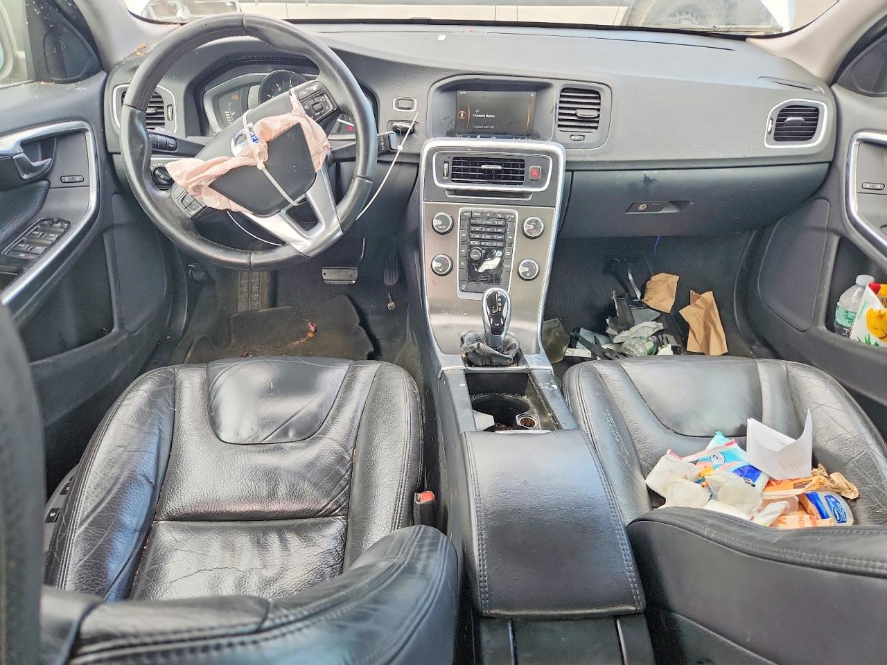 VOLVO S60 2014 — 9