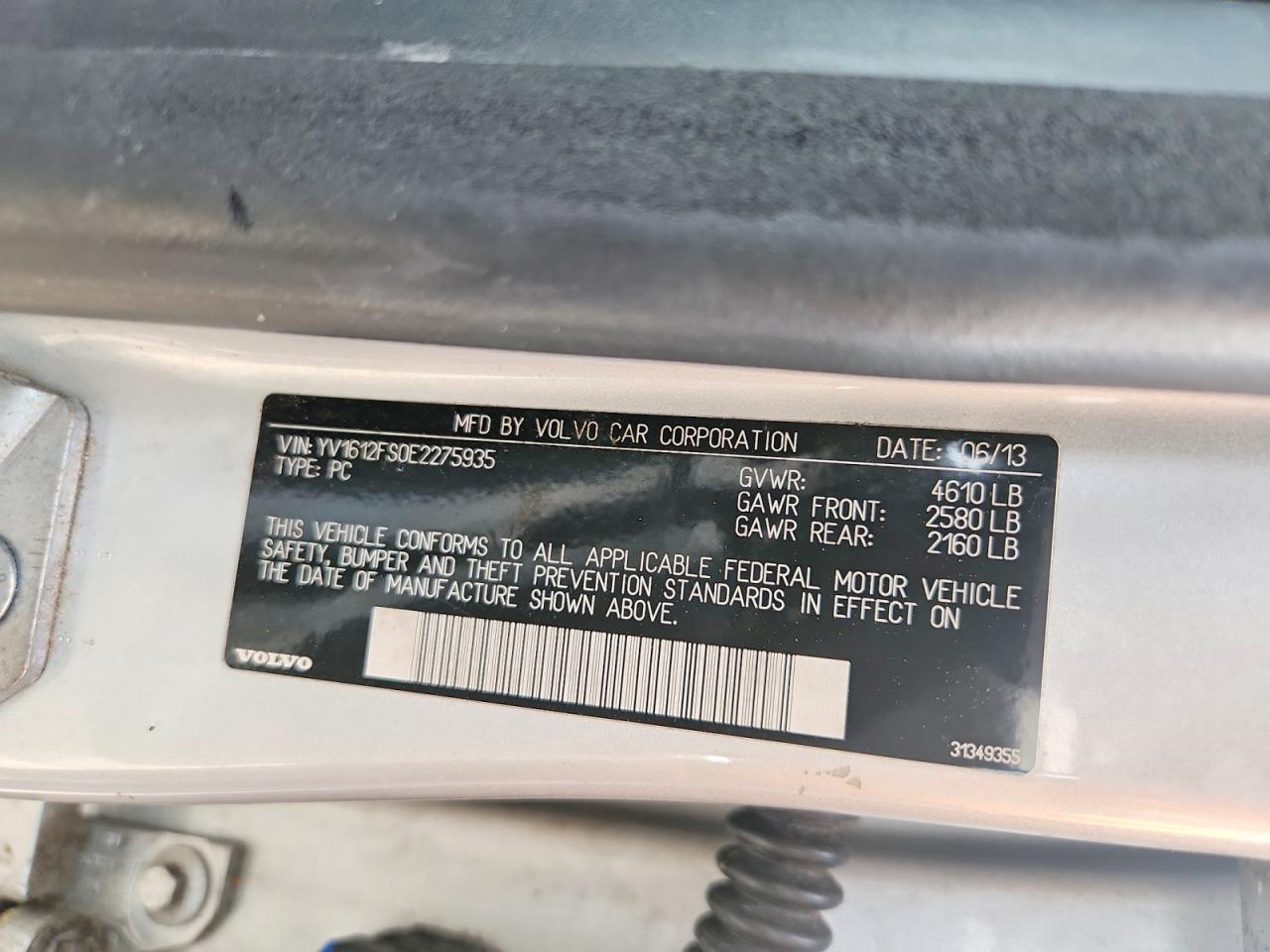VOLVO S60 2014 — 13