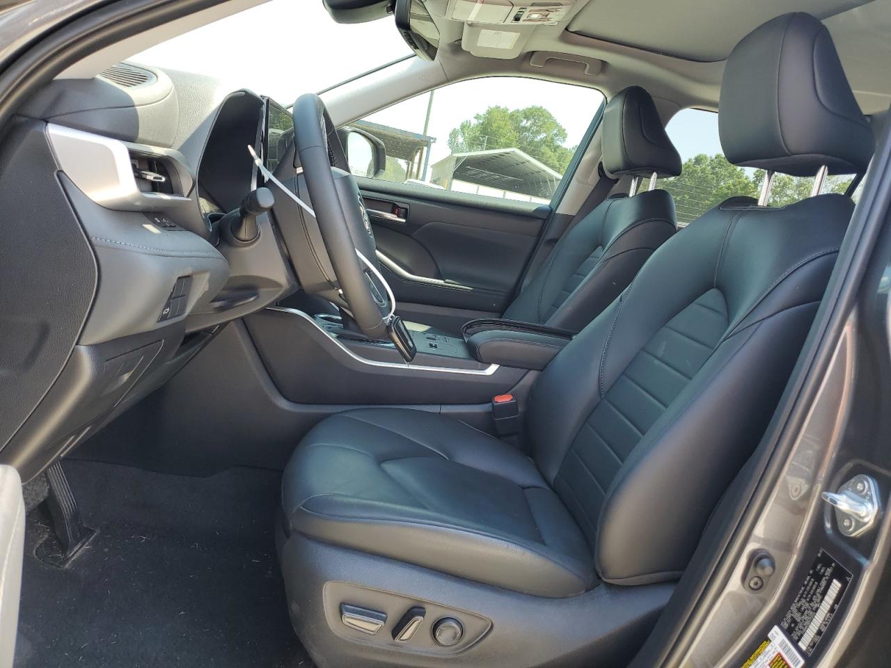 TOYOTA HIGHLANDER 2023 — 8
