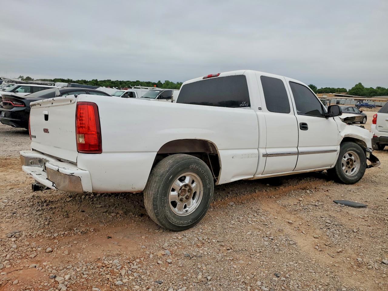 GMC NEW SIERRA 2000 — 4