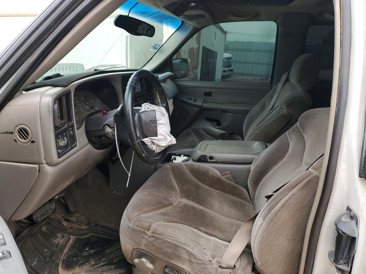 GMC NEW SIERRA 2000 — 8