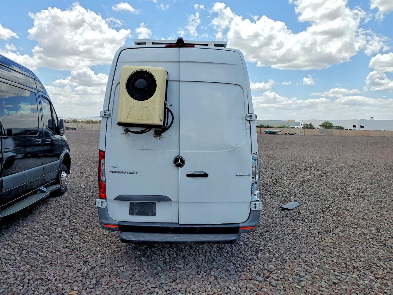 MERCEDES BENZ SPRINTER 2021 — 7