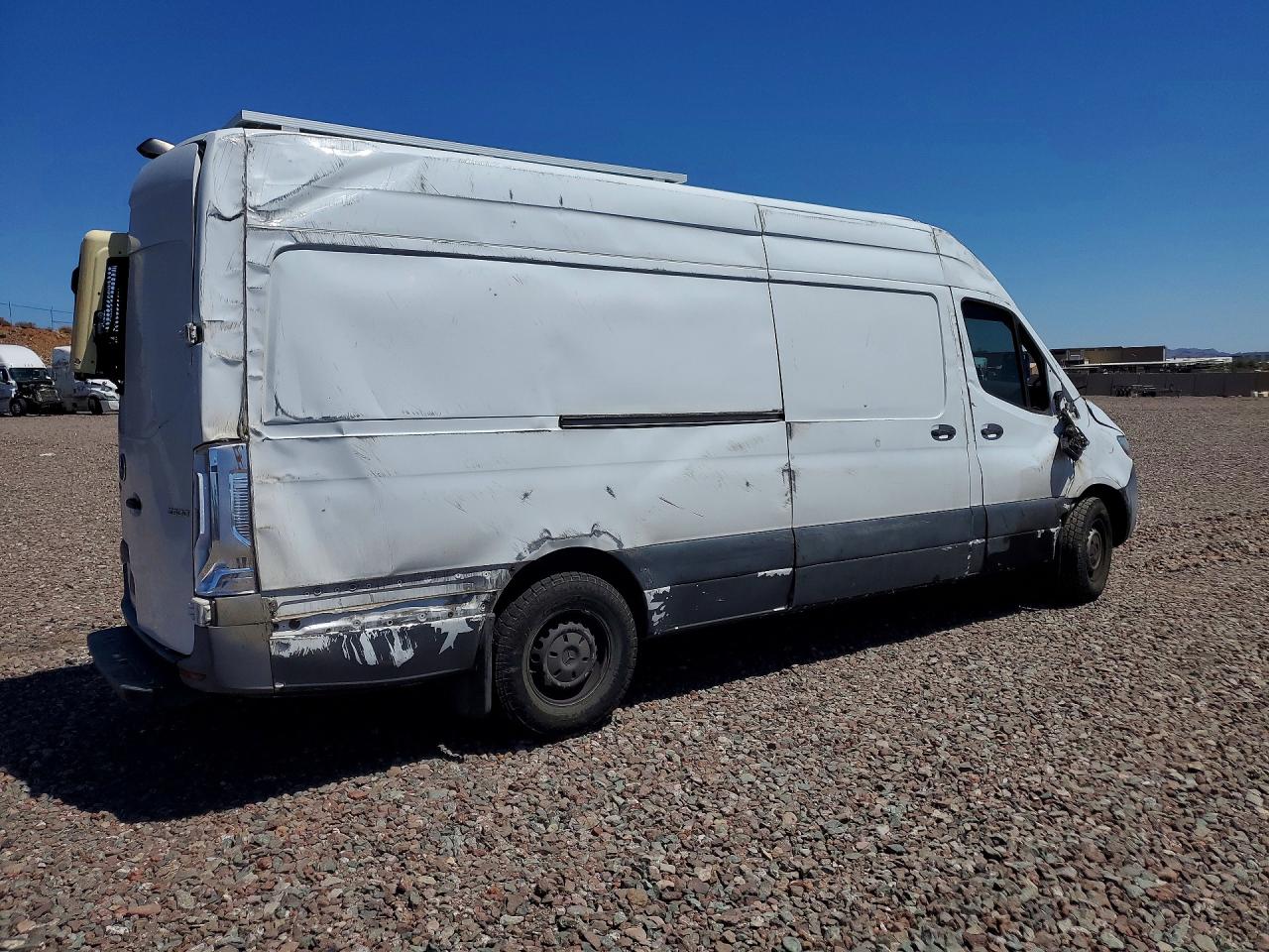 MERCEDES BENZ SPRINTER 2021 — 4