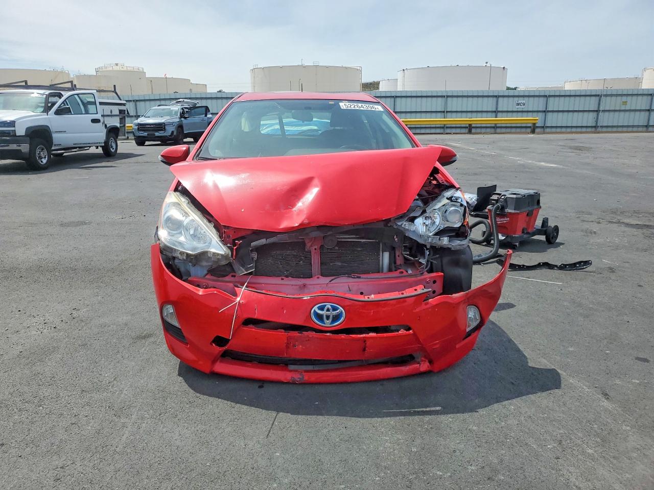 TOYOTA PRIUS C 2014 — 6