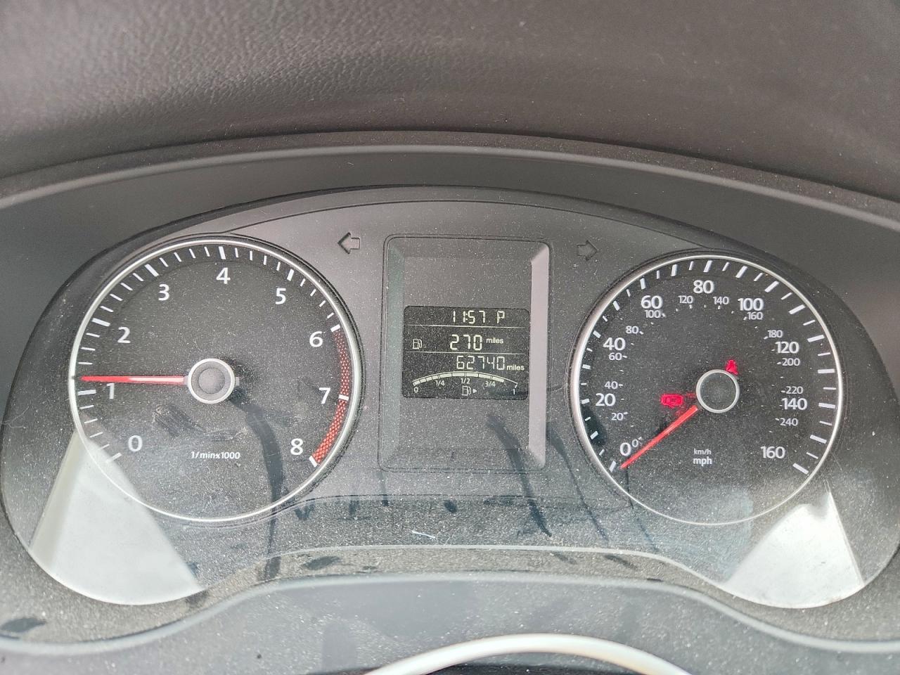 VOLKSWAGEN JETTA 2014 — 10