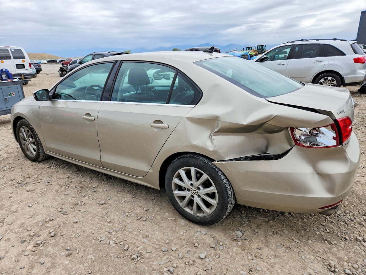 VOLKSWAGEN JETTA 2014 — 3