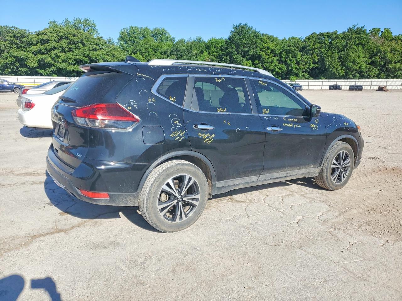 NISSAN ROGUE 2019 — 4