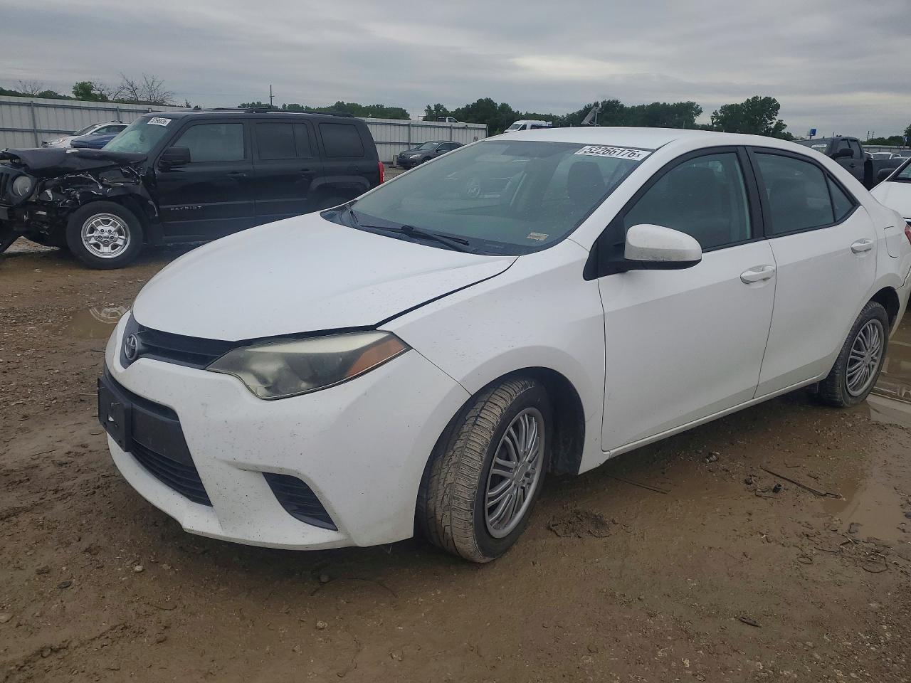TOYOTA COROLLA 2015 — 2