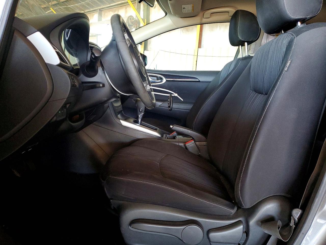 NISSAN SENTRA 2017 — 8