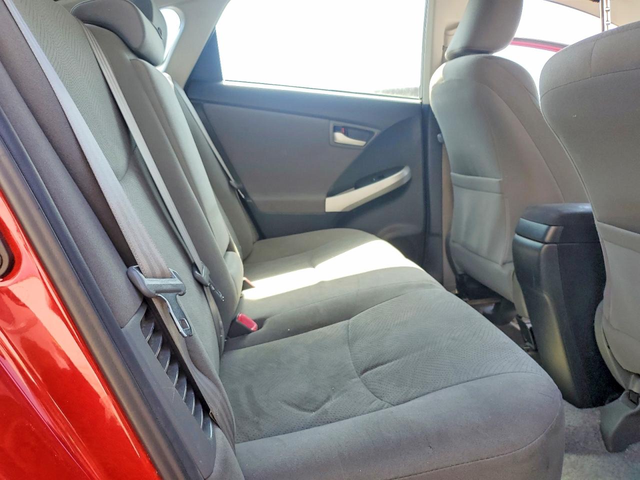 TOYOTA PRIUS 2013 — 12