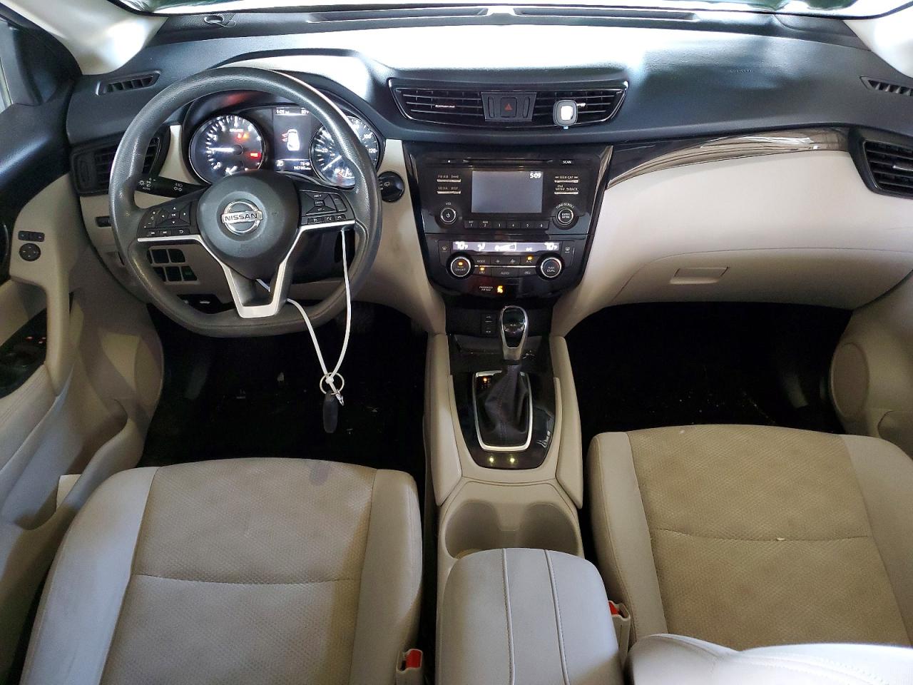NISSAN ROGUE SPORT 2018 — 9