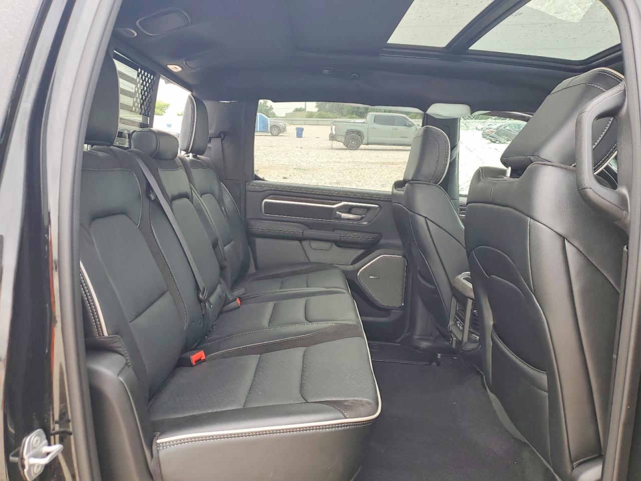 RAM 1500 2025 — 11